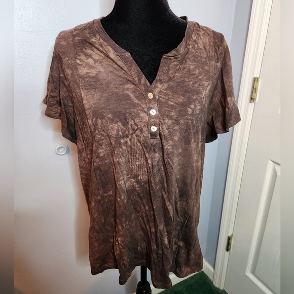 Terra&Sky Size 0X(14W) Brown Shirt Has Flutter Sleeves Henley Tee - Picture 1 of 9